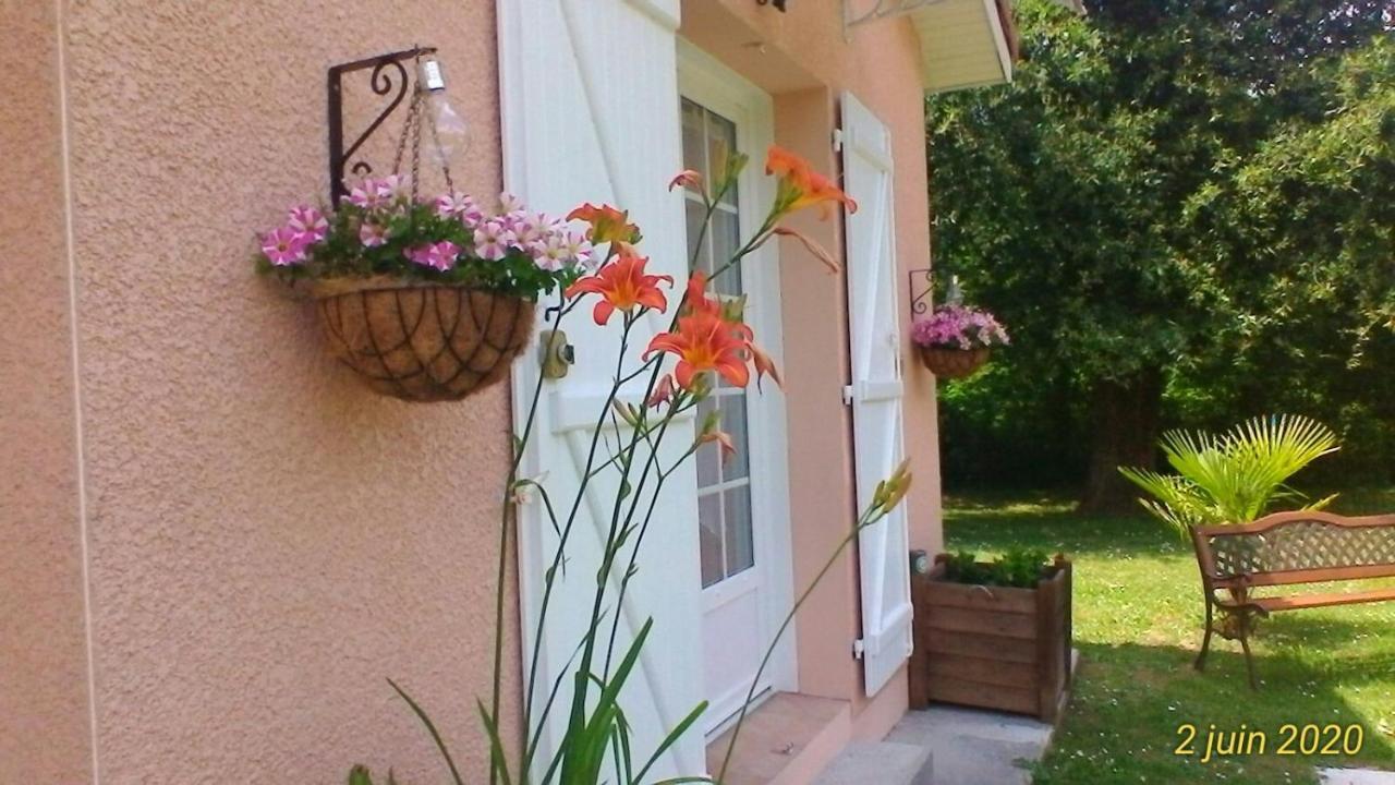 Le Clos des Palombes Saint-Pierre-du-Mont  Exterior foto