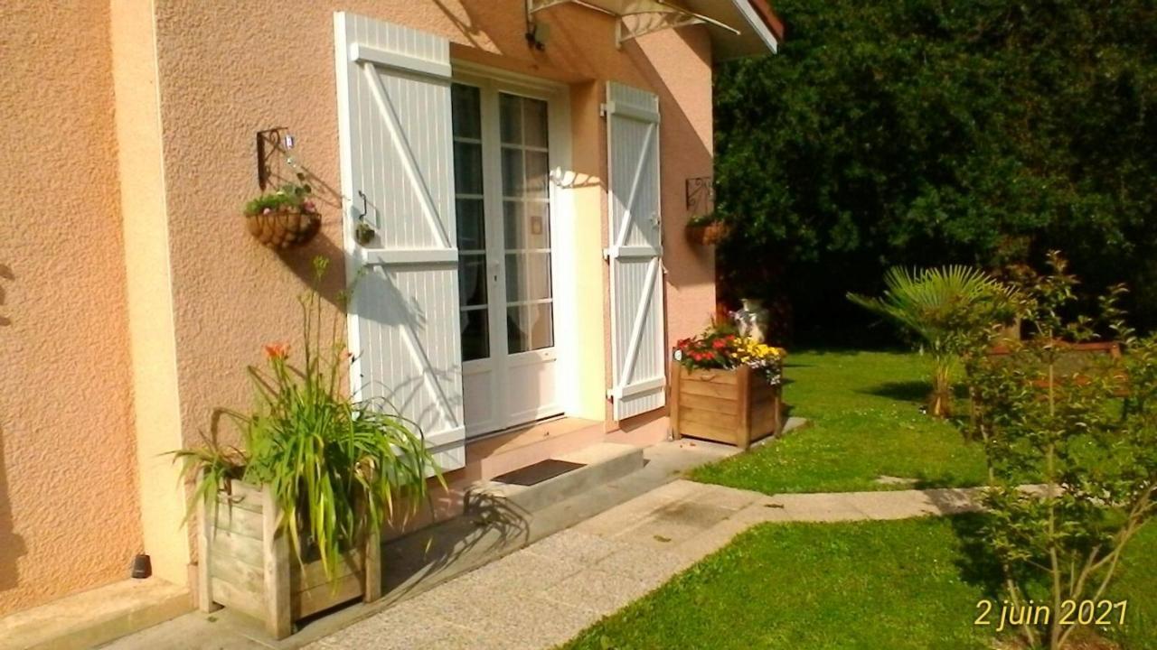 Le Clos des Palombes Saint-Pierre-du-Mont  Exterior foto
