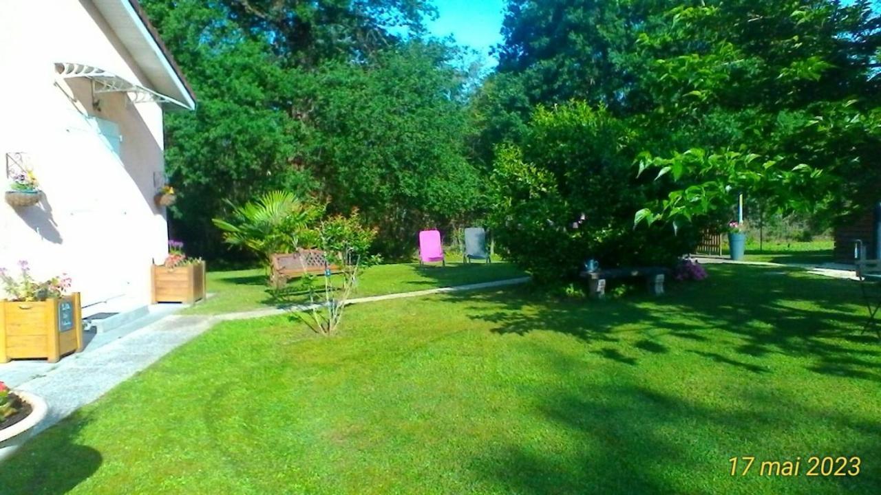 Le Clos des Palombes Saint-Pierre-du-Mont  Exterior foto
